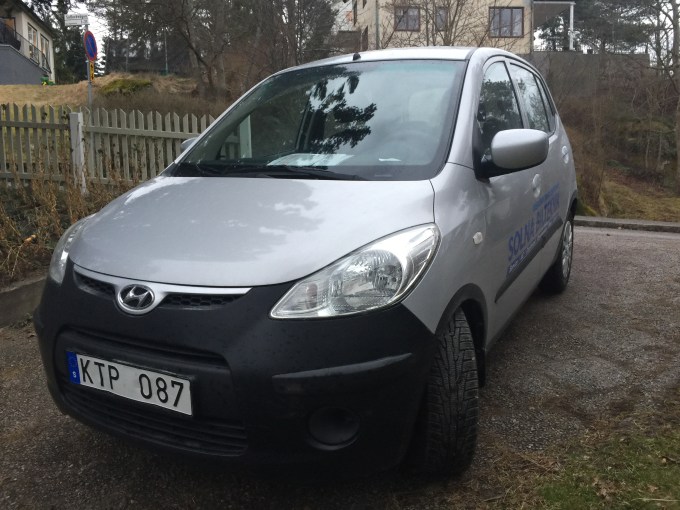 Dyr försäkring för liten bil...